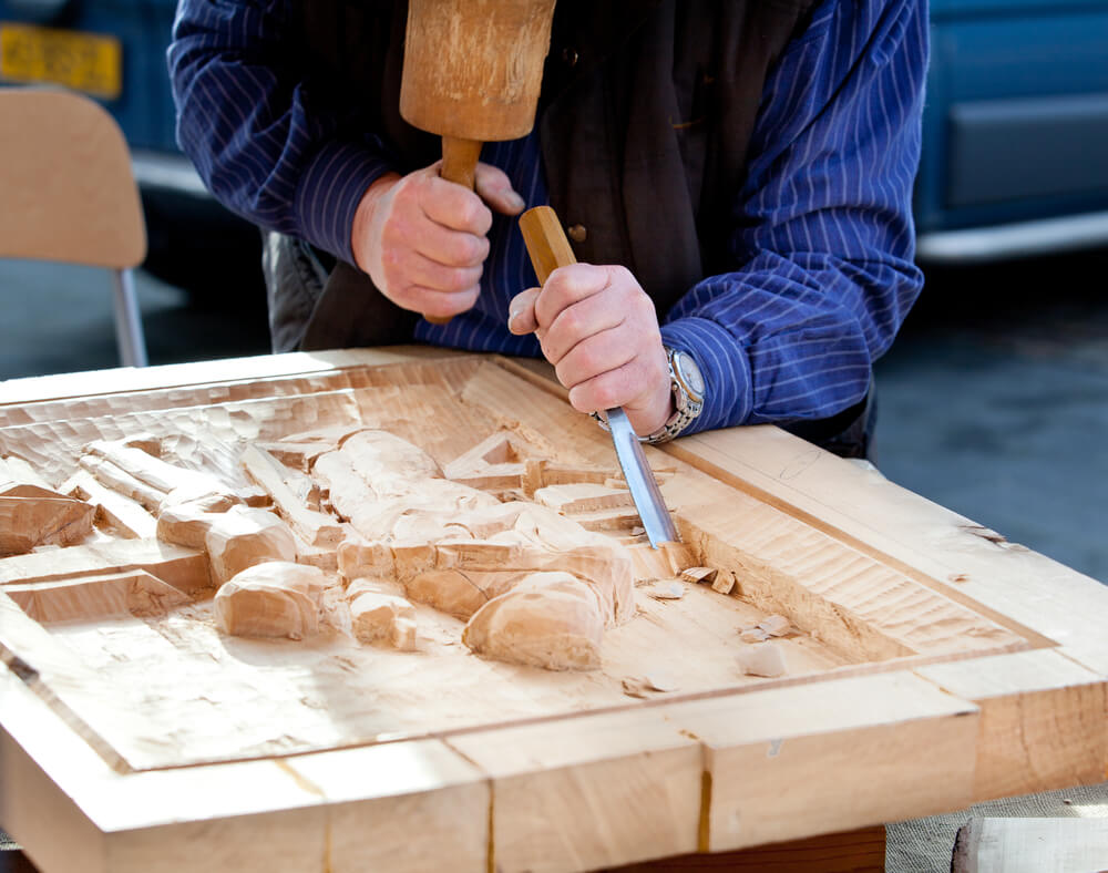 אמנות קיר מעץ מלא