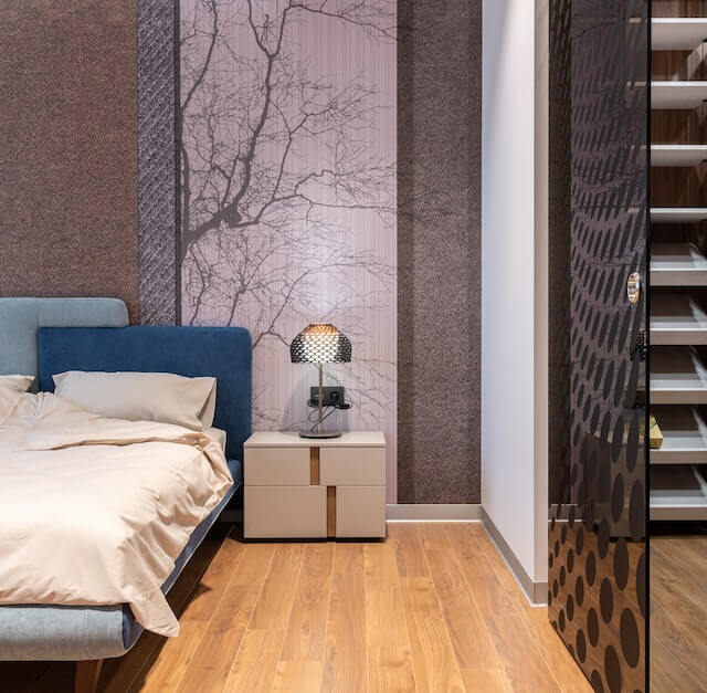 ציור קיר בחדר שינה